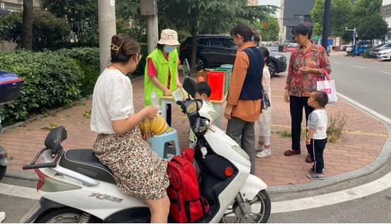 華展貓先生，智能垃圾房，生活垃圾分類收集點(diǎn)，設(shè)備生產(chǎn)廠家