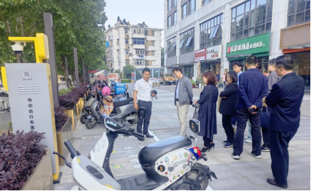 電單車充電樁，智能無(wú)線充電樁，智能掃碼電動(dòng)自行車充電樁廠家